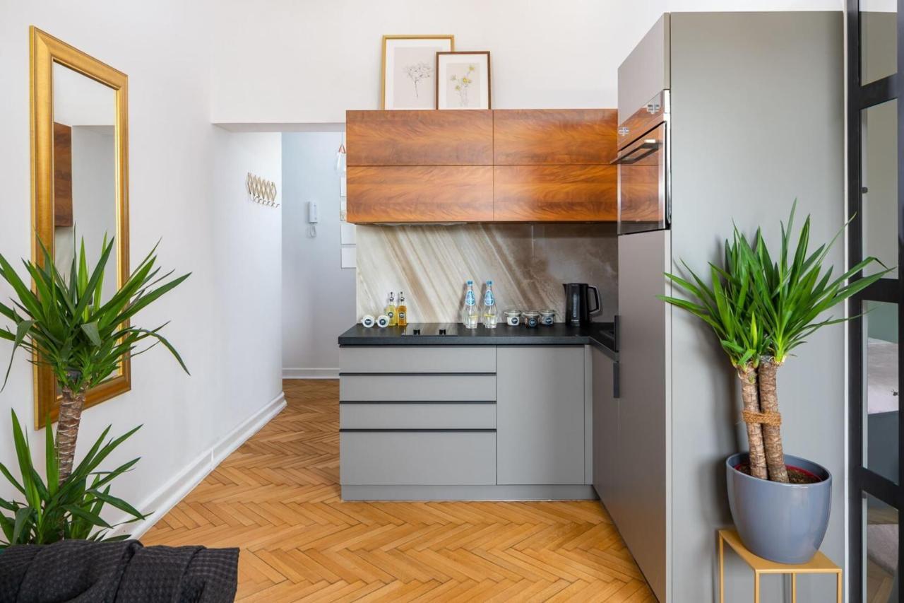 Rent Like Home - Wilcza 58 Варшава Экстерьер фото
